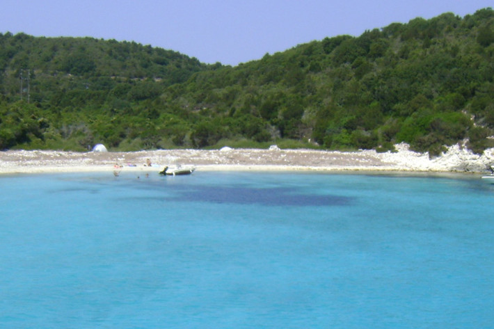 Mesovrika beach - Antipaxi